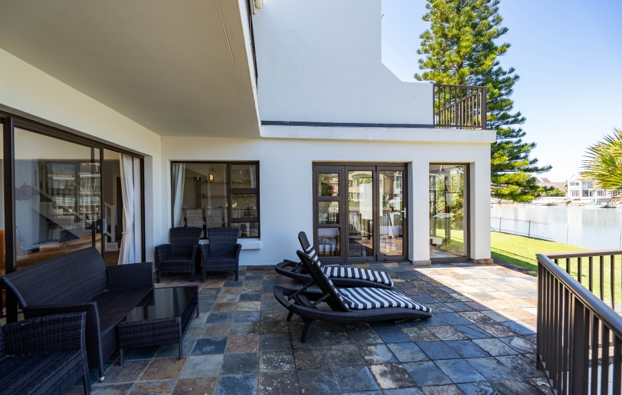 5 Bedroom Property for Sale in Royal Alfred Marina Eastern Cape